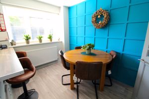 Kitchen/Diner- click for photo gallery